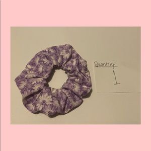 Scrunchie #24